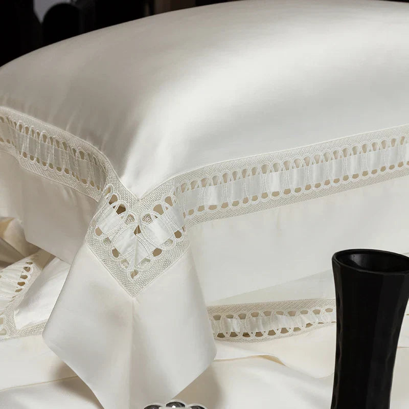 DecorBites™ 1000TC Egyptian Cotton Luxury Satin Bedding Set with Wide Hollow Edge